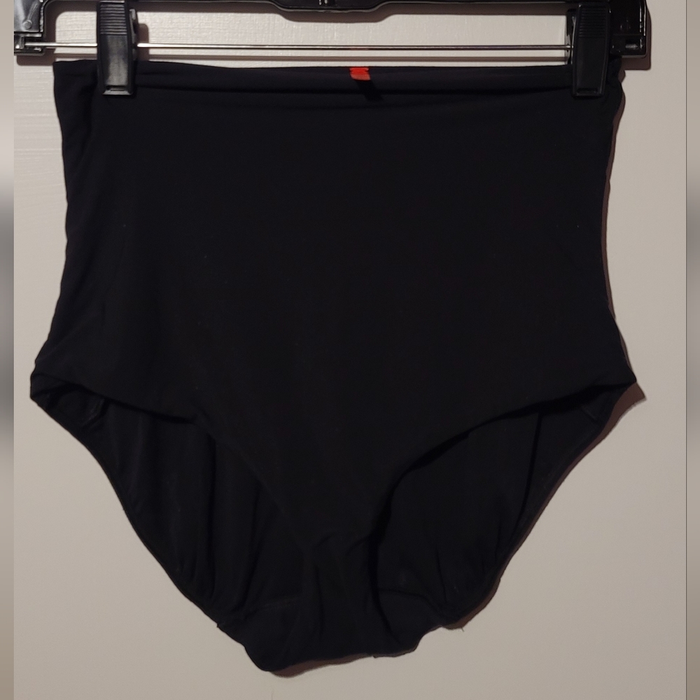 XL Spanx Brif Shapewear